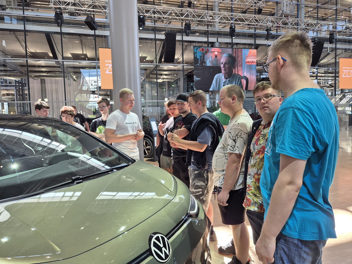 Besuch der Gläserne Manufaktur VW Dresden-3